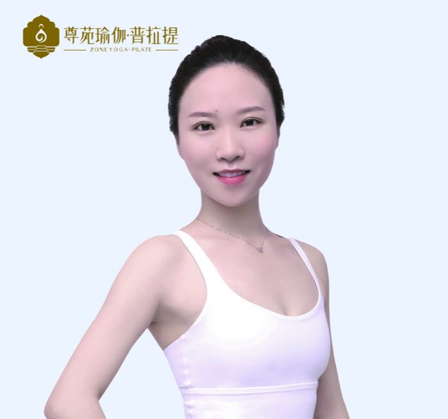 张申佶 · 尊苑瑜伽普拉提瑜伽老师