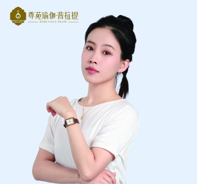 魏乐冰 · 尊苑瑜伽普拉提普拉提教练
